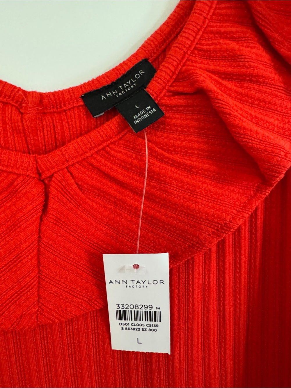 Ann Taylor Red Ruffle Ribbed Sleeveless Top NWT - Picture 2 of 4